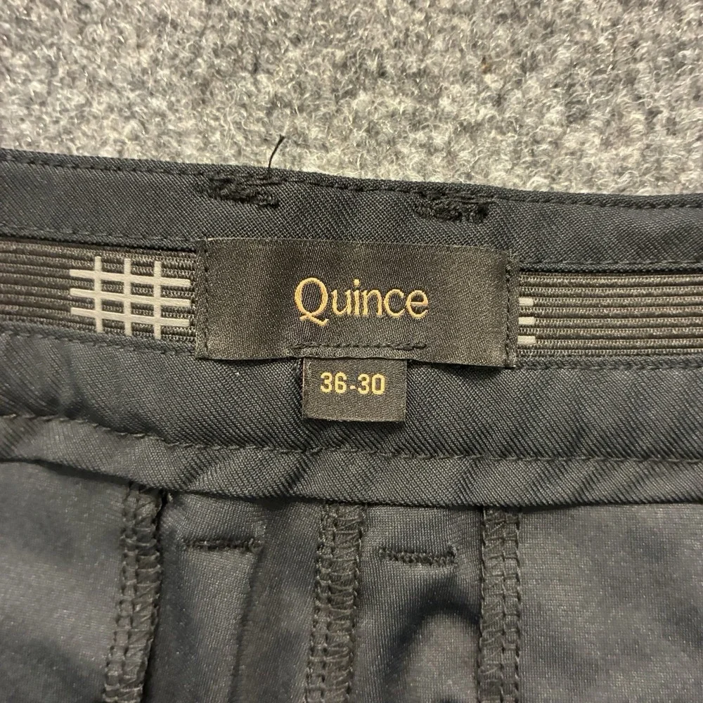 Quince Black Performance Stretch Technical Dress Pants Mens 36x30 Casual